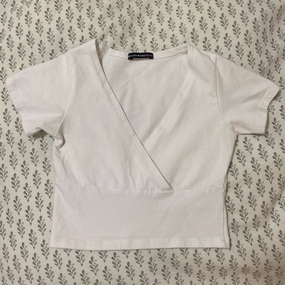 Brandy Melville Tops - Brandy Melville White Crop Top